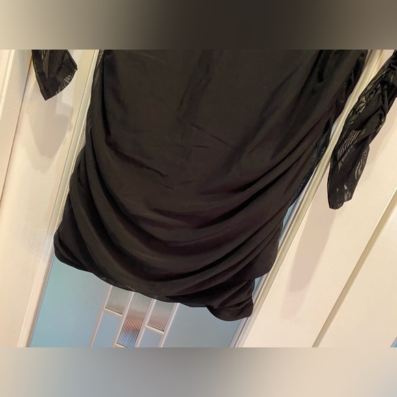 🆕 Hollister Co. DRESS -black cocktail dress size Large deep V neckline sheer - Picture 7 of 9